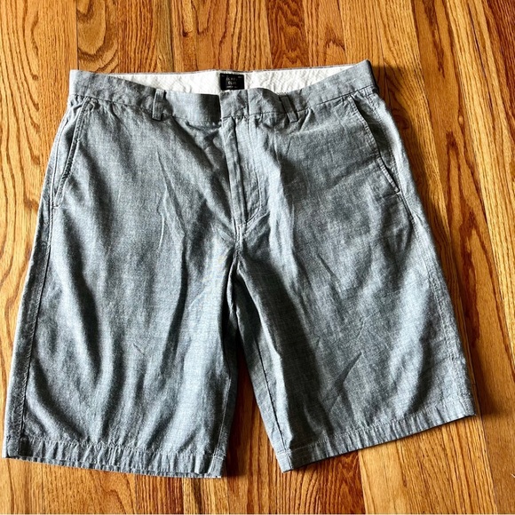 J. Crew Club Gray Chambray shorts size 34w and 10.5”L - Picture 1 of 5